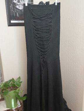 DOLLSKILL WIDOW 1X  Black Ribbed CORCET IN BACK Lace-Up Maxi Skirt